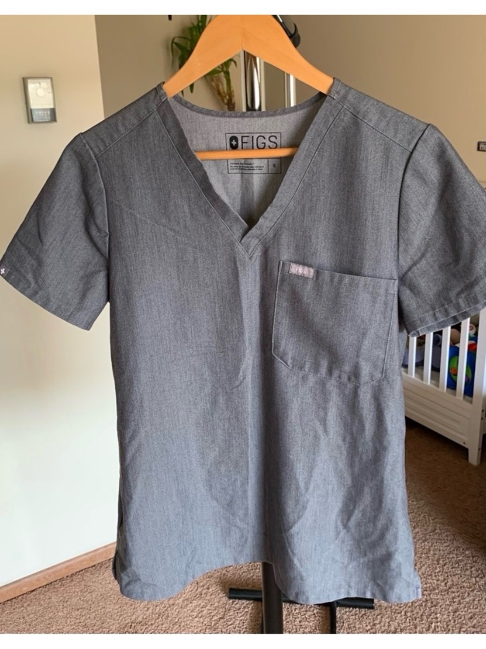 Figs Catarina One Pocket Scrub Top Gray